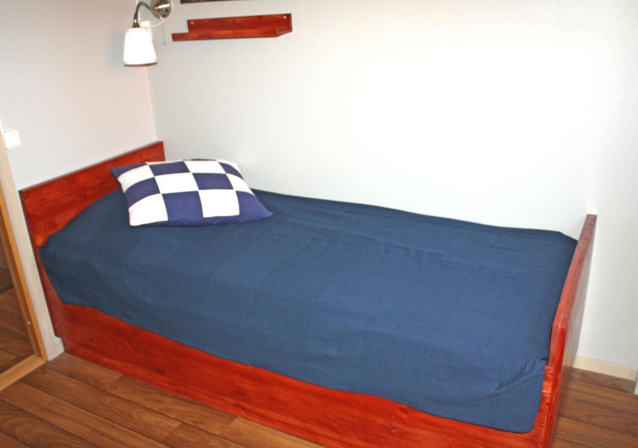 Seglarhotellet - Vandrarhem Pa Kaeringoen Karingon Habitación foto